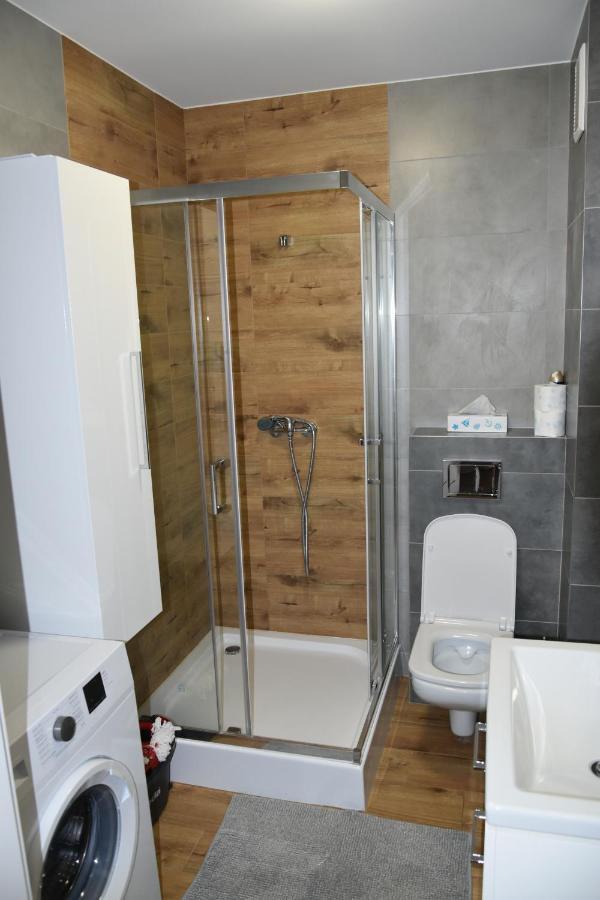 Apartament Rodzinny Jantar Park ภายนอก รูปภาพ